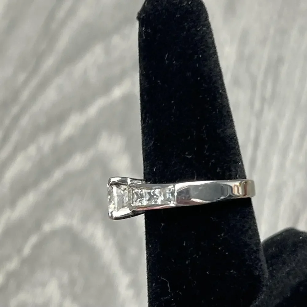 Silver Tone CZ Engagement Ring‎ Round Solitaire Channel Set Band Womens Wedding
